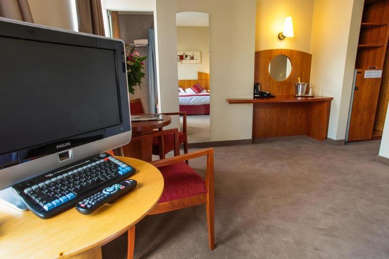 Astoria Hotel Antwerpen Bagian luar foto